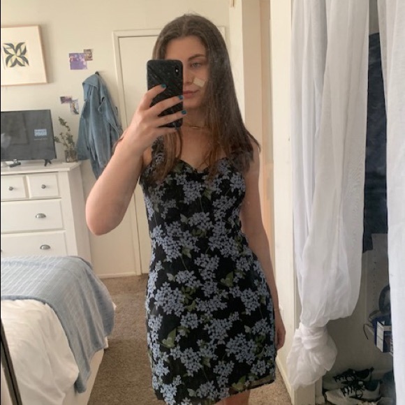 Bloomingdale’s floral mini sundress - Picture 1 of 3